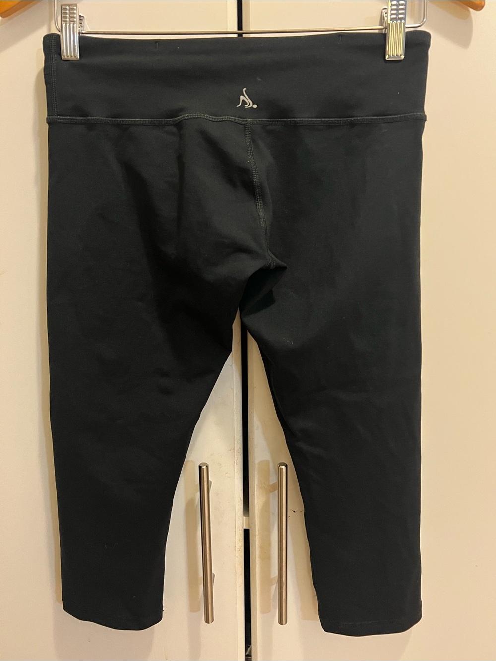 Nancy Rose Performance Black Plank Fit Leggings with Zip Pocket